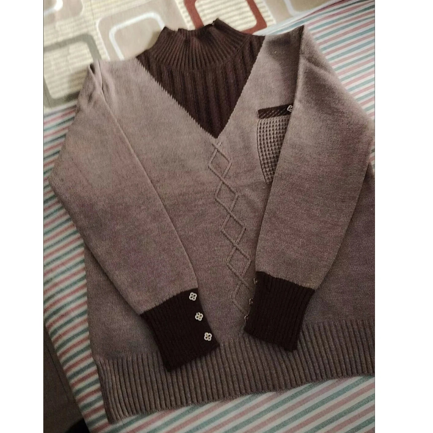 Luxencea™ – Elegant Comfort Sweater