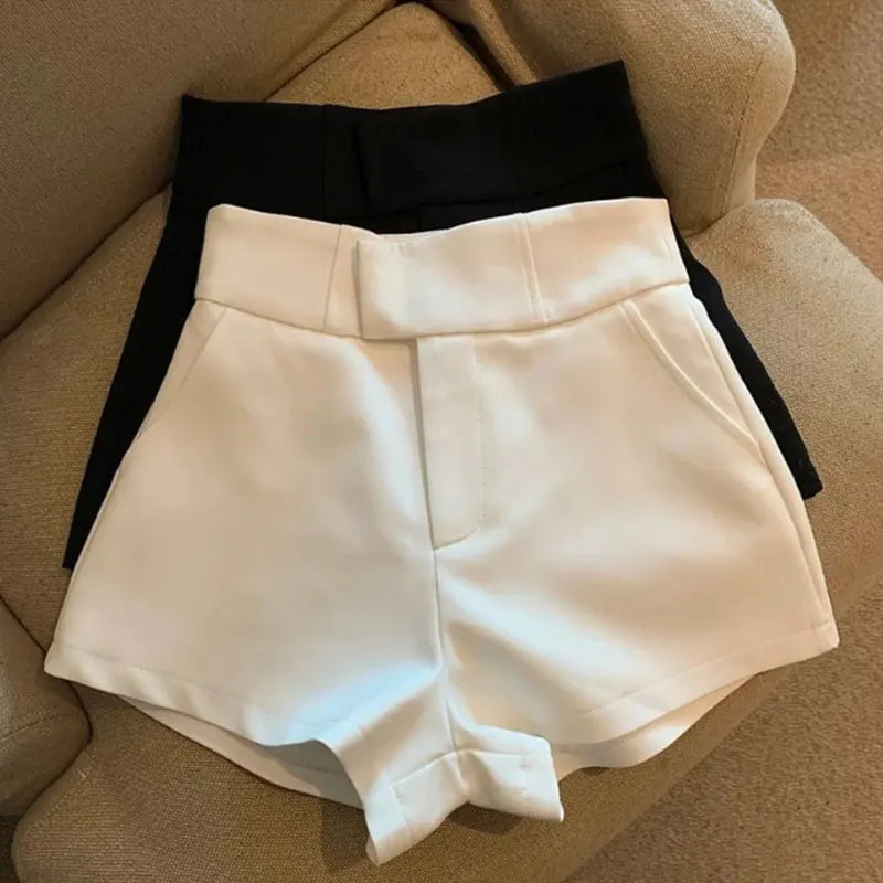 Luxencea™️ – Chic High-Waisted Shorts